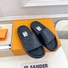 Louis Vuitton Slippers